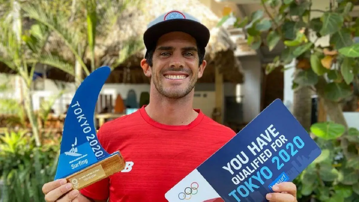 Manuel Selman | Surfista Profesional